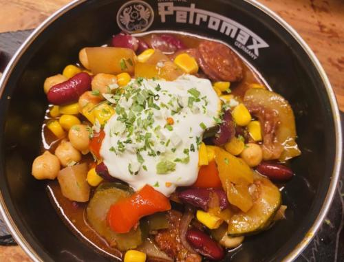 Chorizo im Dutch Oven mit Gemüse und Hülsenfrüchten 9