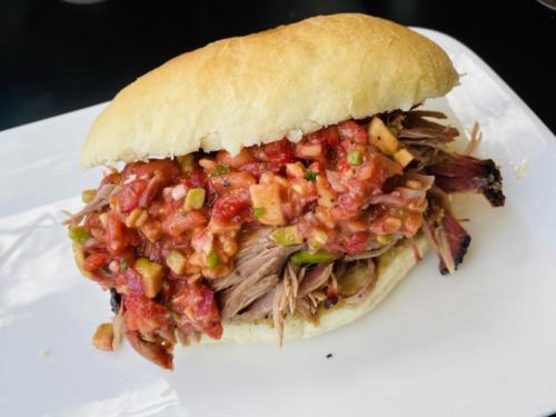 Pulled Pork aus dem Pelletsmoker mit Erdbeer-Avocado-Chili-Salsa 6
